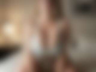 HannahOwO's Live Sex Cam Show