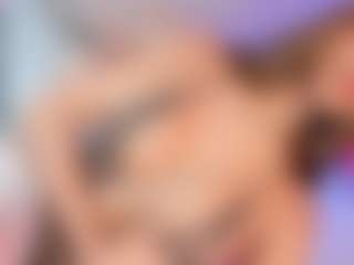 Live cam show with HottSalomee - Uncut on AdultVida.com