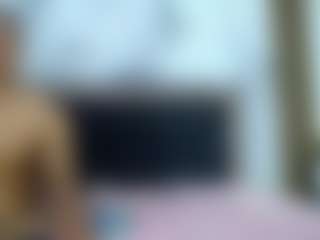 Live cam show with manuelandlaura - Blowjob on Camsoda