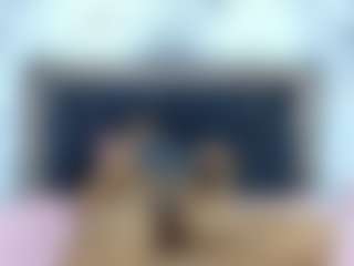 Live cam show with manuelandlaura - Blowjob on Camsoda