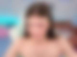 Live cam show with zia-ember - Brown Hair Teen (18+) on AdultVida.com