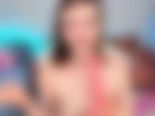Live cam show with zia-ember - Solo on eurowanks.com