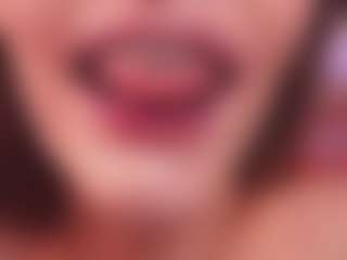 Spettacolo in cam dal vivo con zia-ember - College Brown Hair su Camsoda