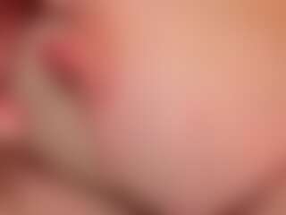 adrianabigtits's Live Sex Cam Show