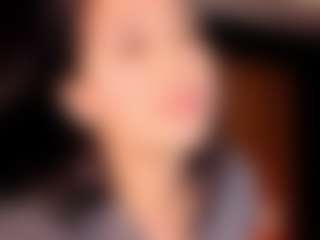 Live cam show with LauRoberts - Public Latina on Camsoda | colombia