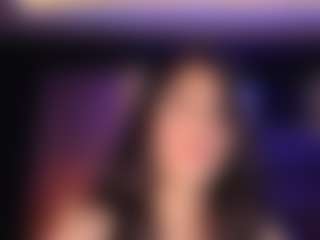 Live cam show with LauRoberts - Cute on Chatstar