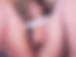 Live cam show with LauRoberts - Smoking on instabang