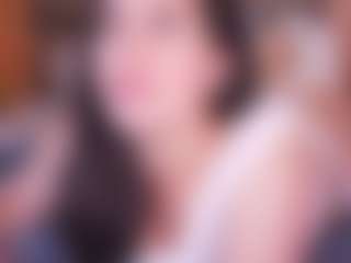 Live cam show with LauRoberts - Public on instabang