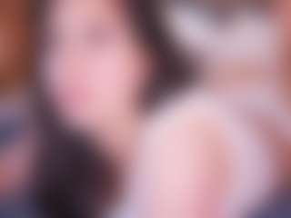 Live cam show with LauRoberts - Blonde Hair on StripNow