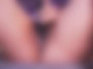 LauRoberts's Live Sex Cam Show