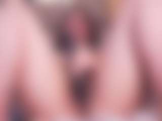 Live cam show with LauRoberts - Twerk on Camsoda