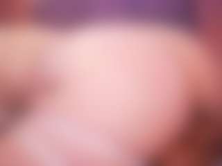 Spettacolo in cam dal vivo con LauRoberts - Cute su Camsoda