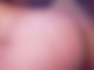 LauRoberts's Live Sex Cam Show