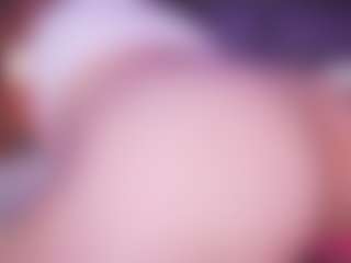 Live cam show with LauRoberts - Big Tits on Hubzter Live