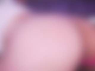 LauRoberts's Live Sex Cam Show