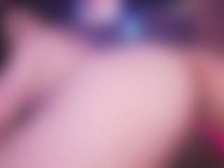 LauRoberts's Live Sex Cam Show