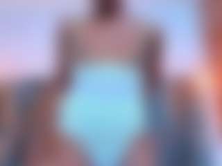 Live cam show with Lorenn-Hill - Eating Pussy on Camsoda Late Night