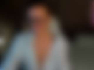 Live cam show with Mariellie - Cumshot on Dolls Live