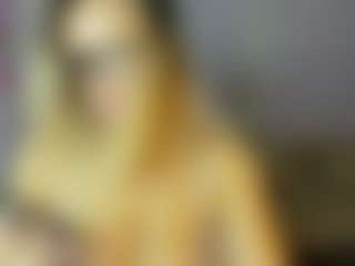 Live cam show with Mariellie - Pretty on AdultVida.com