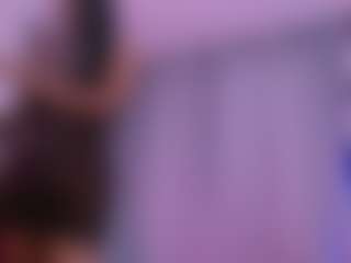 crystalevains's Live Sex Cam Show