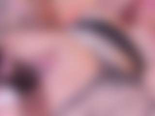 Live cam show with violet - Submissive on sexylivex.com