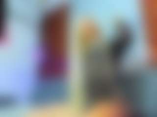 Ariannbk's Live Sex Cam Show