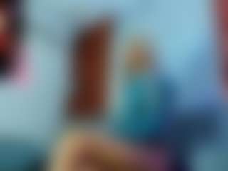 Live cam show with Ariann - Roleplay on Camsoda