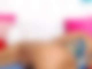 Live cam show with Chubbymidgetx - Bald on slutload
