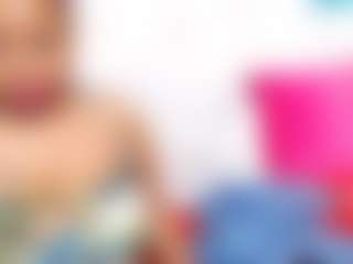 Live cam show with Chubbymidgetx - Thick on Camming Site