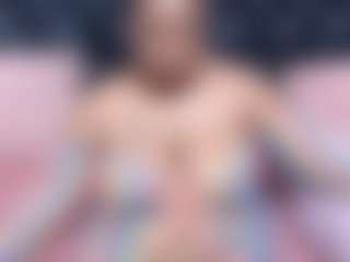 Live cam show with Chubbymidgetx - Thick on Camsoda