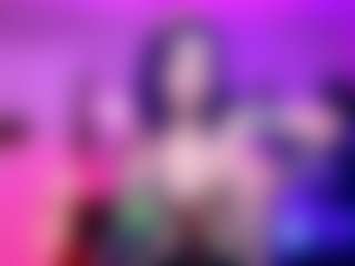 Iveystrigoi's Live Sex Cam Show