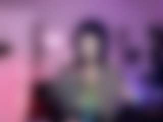 Iveystrigoi's Live Sex Cam Show