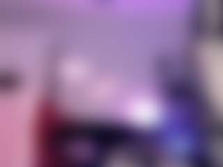 Iveystrigoi's Live Sex Cam Show