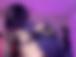 Iveystrigoi's Live Sex Cam Show