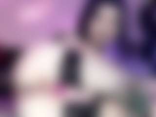 Iveystrigoi's Live Sex Cam Show