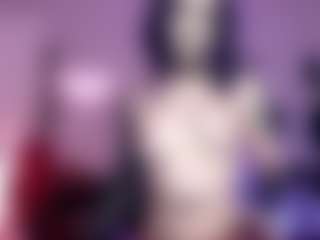 Iveystrigoi's Live Sex Cam Show