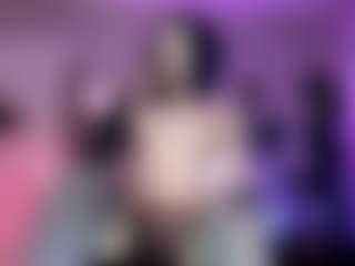 Iveystrigoi's Live Sex Cam Show
