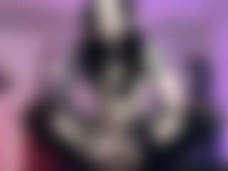 Iveystrigoi's Live Sex Cam Show