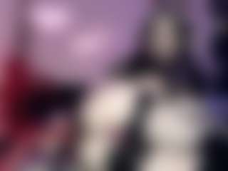 Iveystrigoi's Live Sex Cam Show