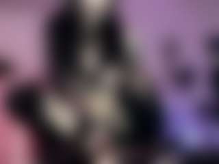 Iveystrigoi's Live Sex Cam Show