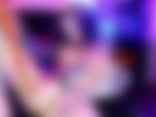 Iveystrigoi's Live Sex Cam Show