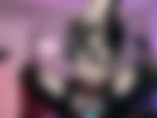 Iveystrigoi's Live Sex Cam Show