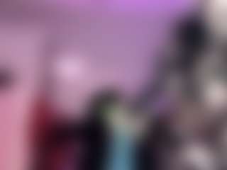 Iveystrigoi's Live Sex Cam Show