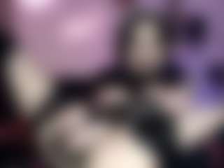 Iveystrigoi's Live Sex Cam Show