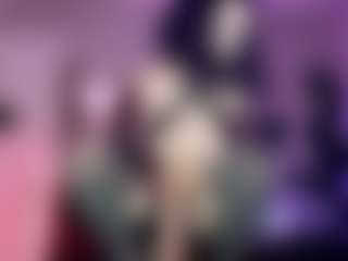 Iveystrigoi's Live Sex Cam Show