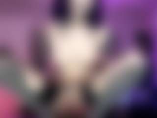 Iveystrigoi's Live Sex Cam Show