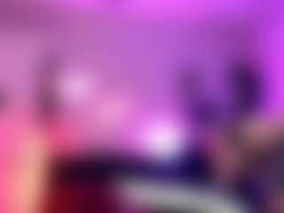 Iveystrigoi's Live Sex Cam Show