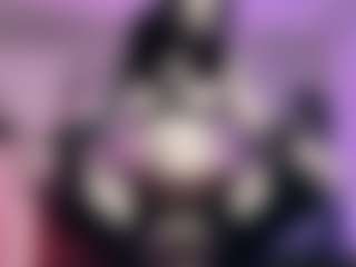 Iveystrigoi's Live Sex Cam Show