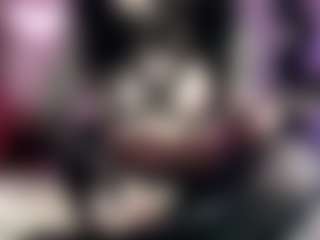 Iveystrigoi's Live Sex Cam Show