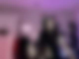 Iveystrigoi's Live Sex Cam Show